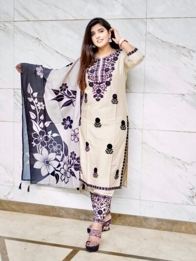 Ivory Noir Embroidered Kurta Set with Dupatta